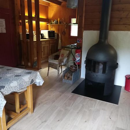 Les Chalets De La Foret D'Issaux Osse-en-Aspe Exterior foto